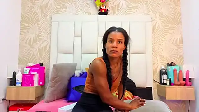 dafnnelewis online show from April 2026 02:28:02 PM