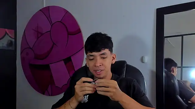 Snapshot of ISAAC_CRYSTON chatting on September 2025 07:46:02 PM ISAAC CRYSTON online show from September 2025 07:46:02 PM