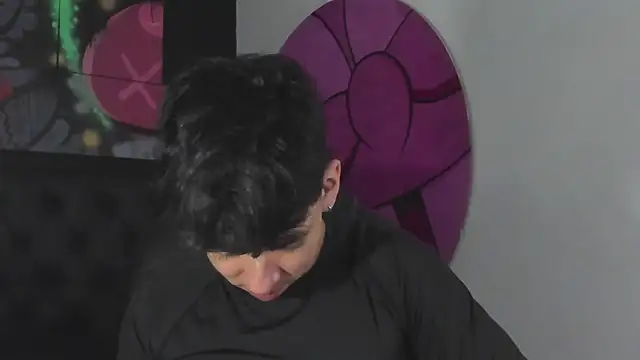 Snapshot of ISAAC_CRYSTON chatting on September 2025 07:58:02 PM ISAAC CRYSTON online show from September 2025 07:58:02 PM