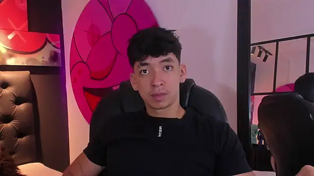 Snapshot of ISAAC_CRYSTON chatting on September 2025 08:09:01 PM ISAAC CRYSTON online show from September 2025 08:09:01 PM