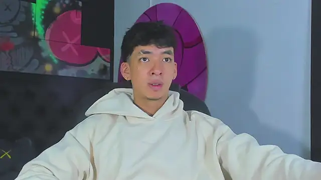 Snapshot of ISAAC_CRYSTON chatting on September 2025 08:01:02 PM ISAAC CRYSTON online show from September 2025 08:01:02 PM