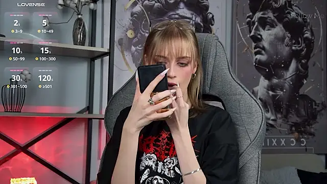 KiraMontoya online show from March 2026 02:51:02 AM