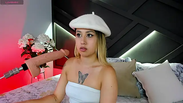 cloe palmer online show from March 2025 09:46:02 PM