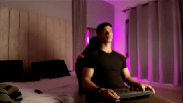 ANDRES STUD online show from September 2025 04:24:01 AM