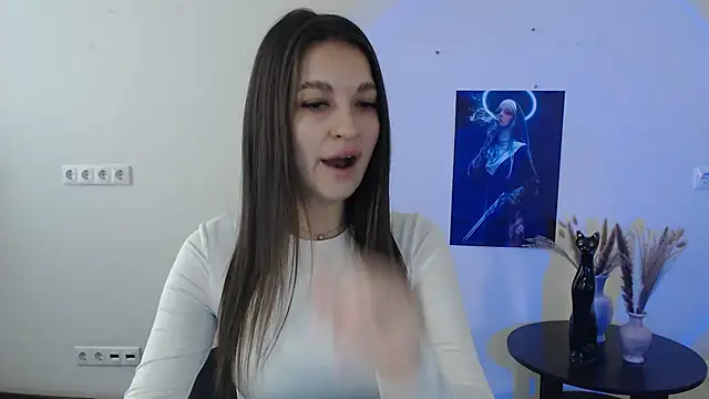 Eva Eldis online show from March 2025 12:22:01 PM