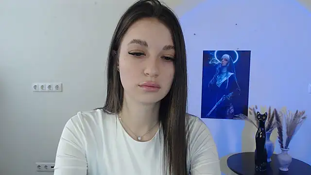 Eva Eldis online show from March 2025 10:00:02 AM