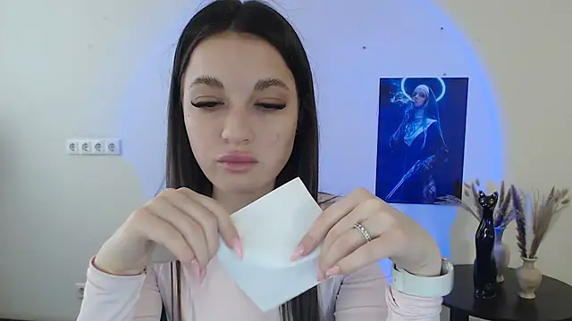 Eva Eldis online show from March 2025 10:30:02 AM