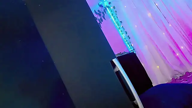 Irina milkmaid online show from March 2026 07:06:02 PM