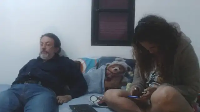 jeans and emma online show from September 2025 02:34:02 AM