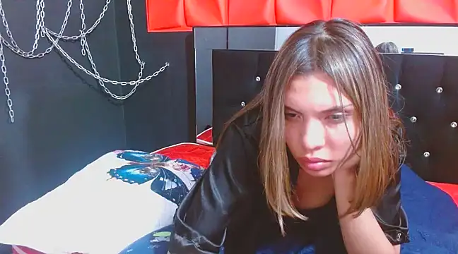 Snapshot of VioletDivala chatting on February 2025 08:42:01 AM VioletDivala online show from February 2025 08:42:01 AM