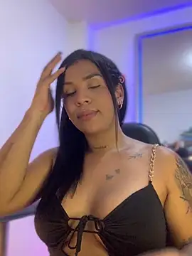 Snapshot of tinalove7 chatting on March 2026 10:01:01 PM tinalove7 online show from March 2026 10:01:01 PM