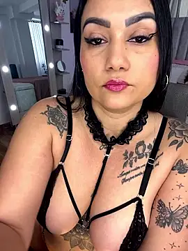 Madissonlove 1 online show from January 2026 01:13:01 PM