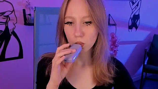 DariaTate online show from September 2025 02:30:02 PM