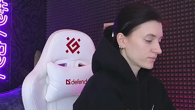 roxy riot  online show from March 2025 07:43:02 AM