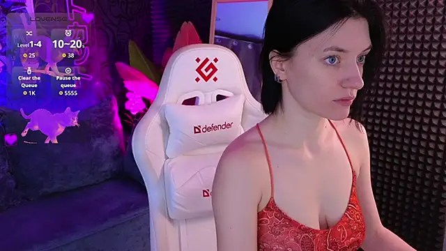 roxy riot  online show from September 2025 01:21:01 AM