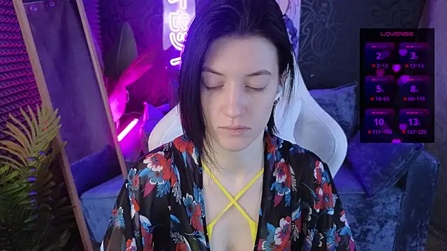 roxy riot  online show from December 2025 01:21:02 AM