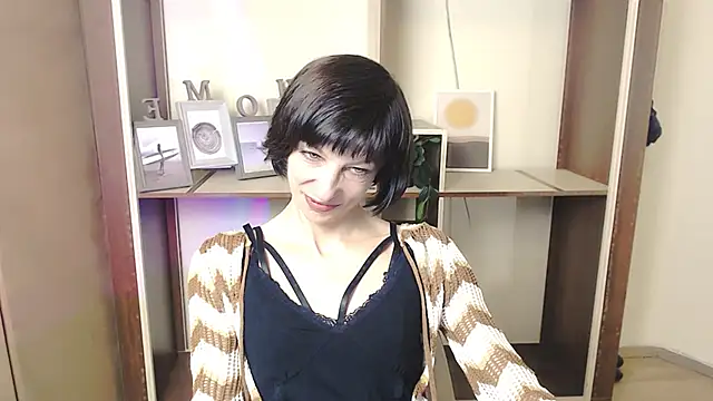  AngeliaFlow  online show from October 2025 07:33:01 AM