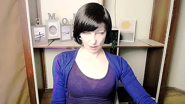  AngeliaFlow  online show from February 2026 12:36:01 PM