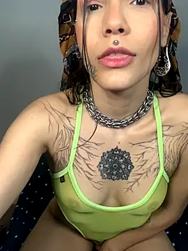 nickelfie online show from November 2025 02:27:02 PM