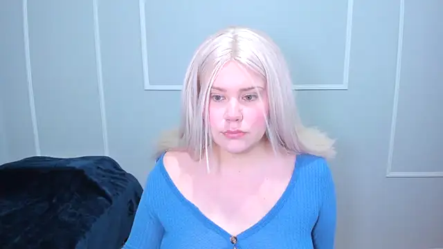  leana  online show from November 2025 02:07:01 PM