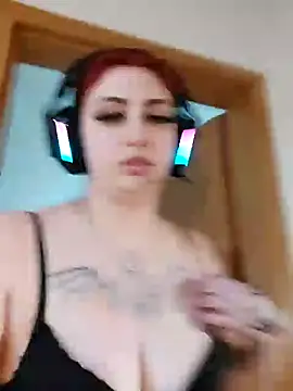 Gamergirl-Linela online show from March 2025 05:49:02 AM