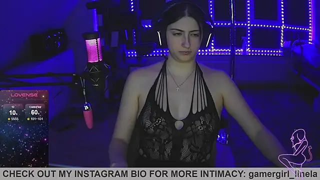 Gamergirl-Linela online show from October 2025 03:50:02 AM