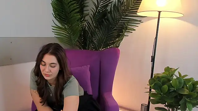 Snapshot of PortiaBellew chatting on February 2025 02:48:02 PM PortiaBellew online show from February 2025 02:48:02 PM