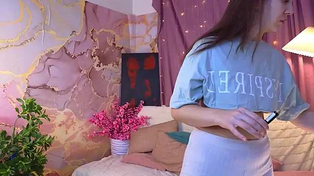 Snapshot of PortiaBellew chatting on February 2025 07:24:02 AM PortiaBellew online show from February 2025 07:24:02 AM