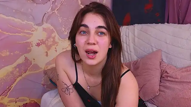 Snapshot of PortiaBellew chatting on February 2025 01:38:02 PM PortiaBellew online show from February 2025 01:38:02 PM