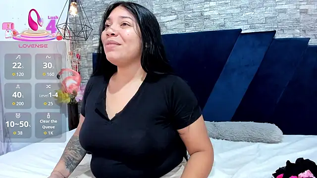 Sophia Brunett online show from September 2025 12:06:01 PM