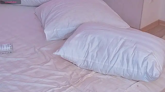 Nicole Hampton online show from February 2025 09:31:02 PM