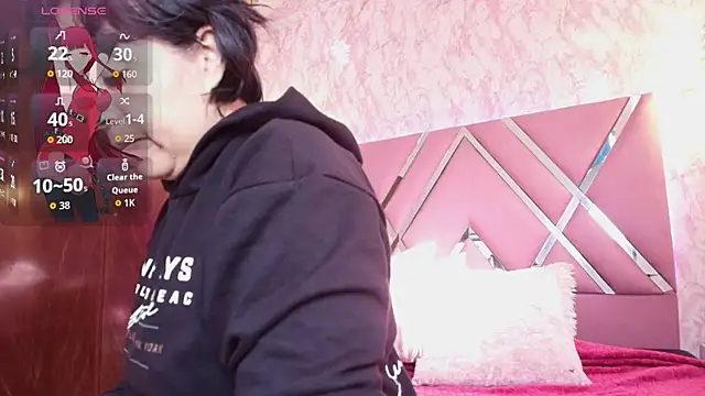 Saori Sann  online show from December 2025 01:28:01 PM