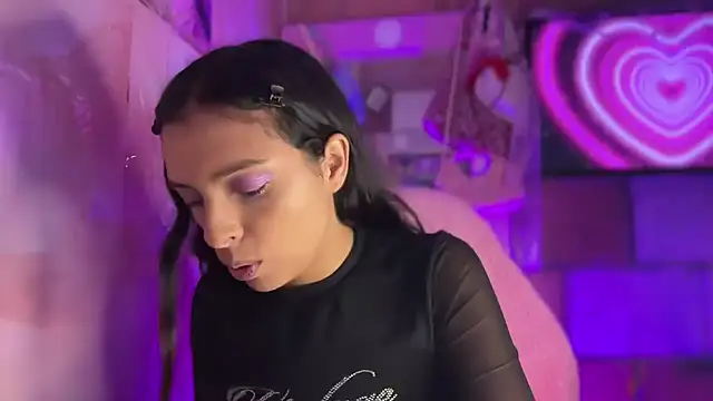 Skye Moore online show from July 2026 01:56:01 AM
