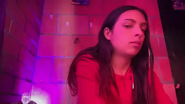Skye Moore online show from July 2026 05:56:02 PM
