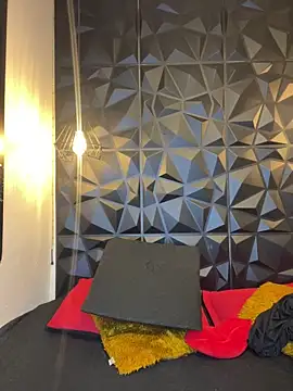 MiaCurly3 online show from March 2026 11:40:01 PM