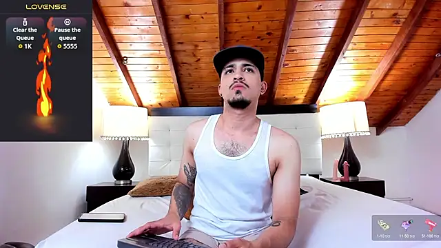 Sebastian Berne online show from October 2025 07:34:02 PM