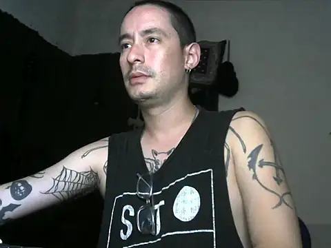 vampireathome online show from September 2025 02:57:01 AM