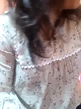 Your cutiepie  online show from February 2025 10:51:02 AM