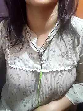 Your cutiepie  online show from March 2025 09:32:02 PM