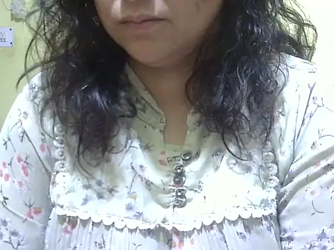 Your cutiepie  online show from February 2026 03:51:02 AM