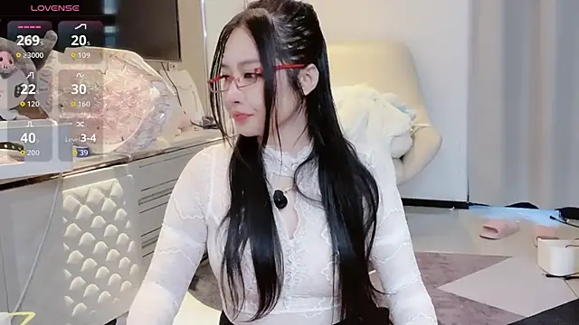 Moonccoi online show from October 2025 11:12:02 PM