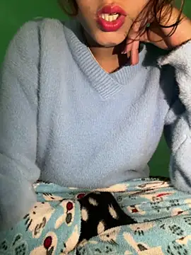 shnaz 1 online show from December 2025 05:07:02 PM