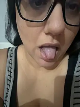 daianaspencer online show from September 2025 06:57:02 AM