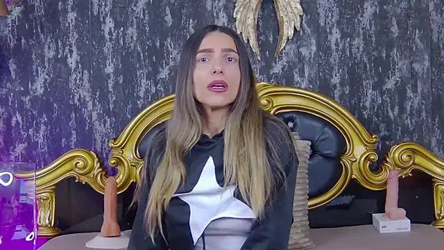 Snapshot of PlayfulShow chatting on February 2025 08:30:02 AM PlayfulShow online show from February 2025 08:30:02 AM