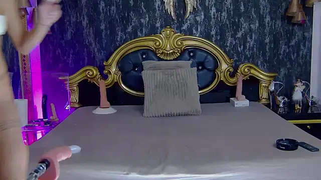 Snapshot of PlayfulShow chatting on March 2025 11:33:01 AM PlayfulShow online show from March 2025 11:33:01 AM