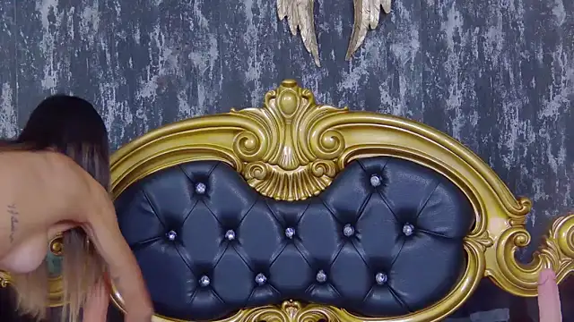 Snapshot of PlayfulShow chatting on March 2025 05:01:01 PM PlayfulShow online show from March 2025 05:01:01 PM