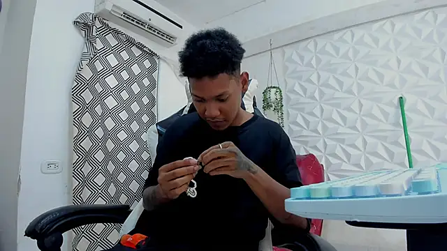 blackdirty420 online show from October 2025 08:20:02 PM