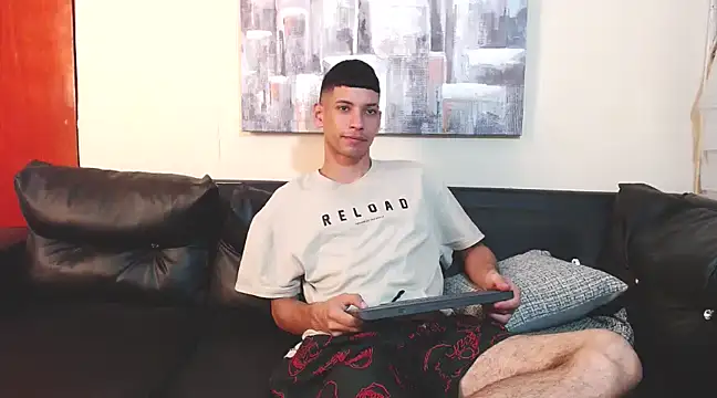 Snapshot of biigjhonny chatting on February 2025 01:02:02 AM biigjhonny online show from February 2025 01:02:02 AM