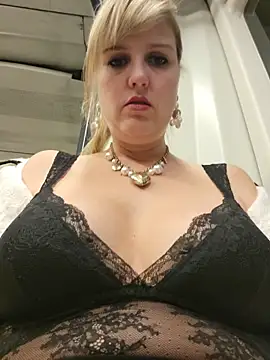 Snapshot of Sexybiene969 chatting on November 2025 04:06:01 PM Sexybiene969 online show from November 2025 04:06:01 PM