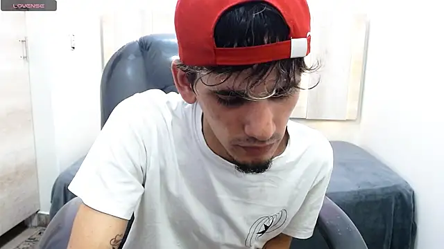 Dirty Kingg online show from February 2025 08:42:02 PM